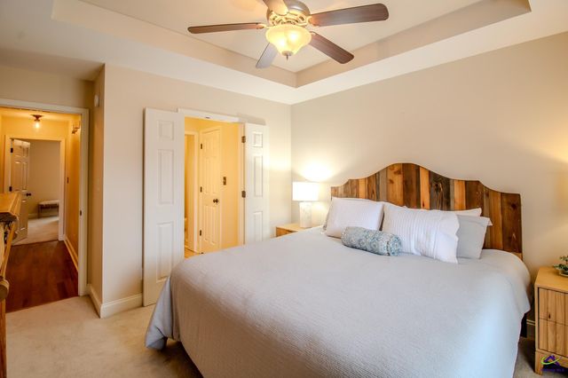 301 Hunts Landing Drive, Kathleen, GA 31047