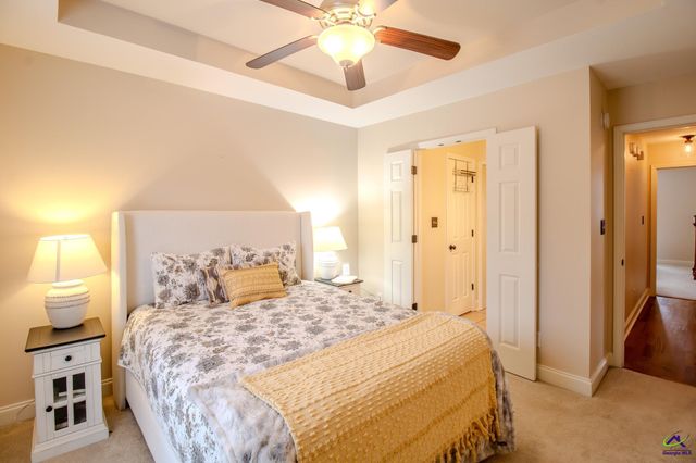 301 Hunts Landing Drive, Kathleen, GA 31047