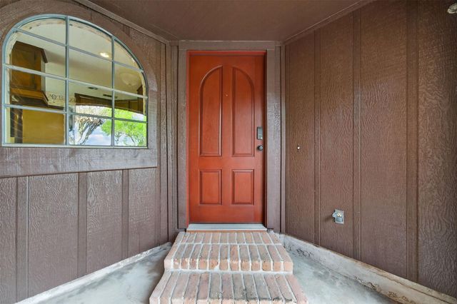 7310 Treewater Drive, Houston, TX 77072