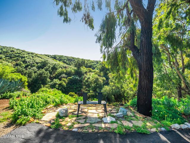 3052 Escondido Drive, Malibu, CA 90265