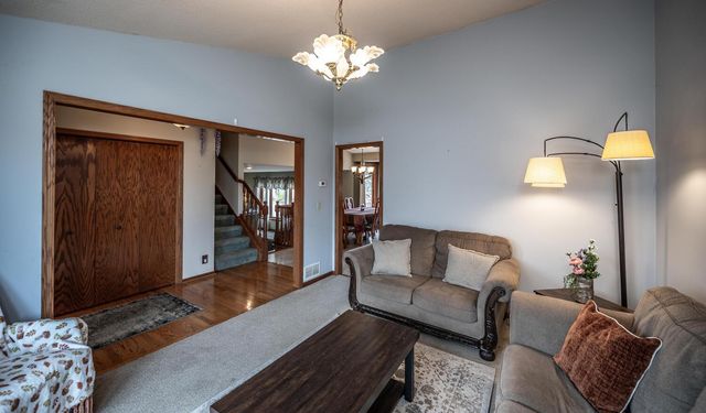 13632 Princeton Circle, Savage, MN 55378