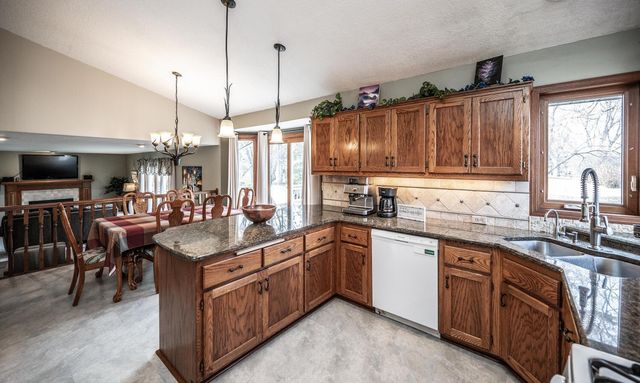 13632 Princeton Circle, Savage, MN 55378
