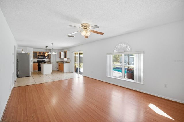 206 TARANTO WAY, Kissimmee, FL 34758