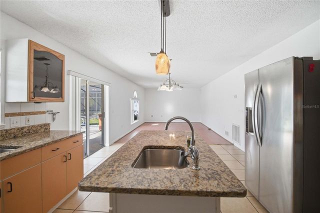 206 TARANTO WAY, Kissimmee, FL 34758