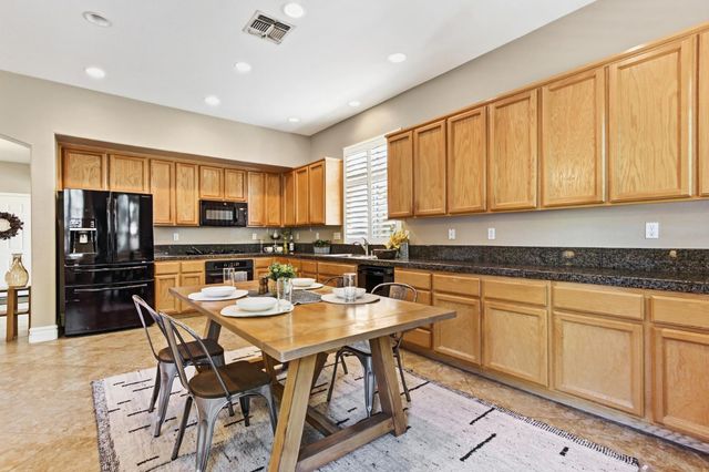 1792 San Esteban Cir, Roseville, CA 95747
