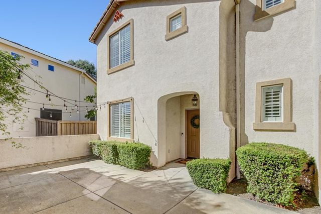 1792 San Esteban Cir, Roseville, CA 95747