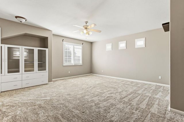 1792 San Esteban Cir, Roseville, CA 95747