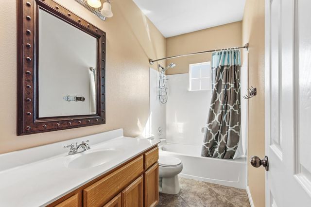1792 San Esteban Cir, Roseville, CA 95747