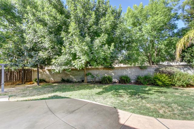 1792 San Esteban Cir, Roseville, CA 95747