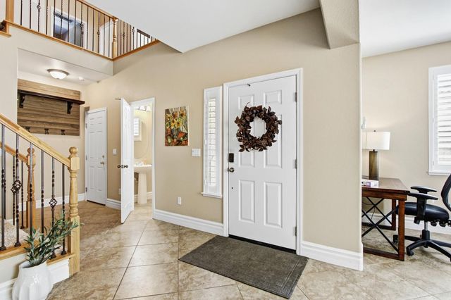1792 San Esteban Cir, Roseville, CA 95747