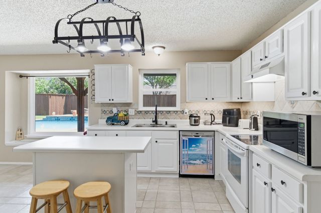 406 Grant Drive, Wylie, TX 75098