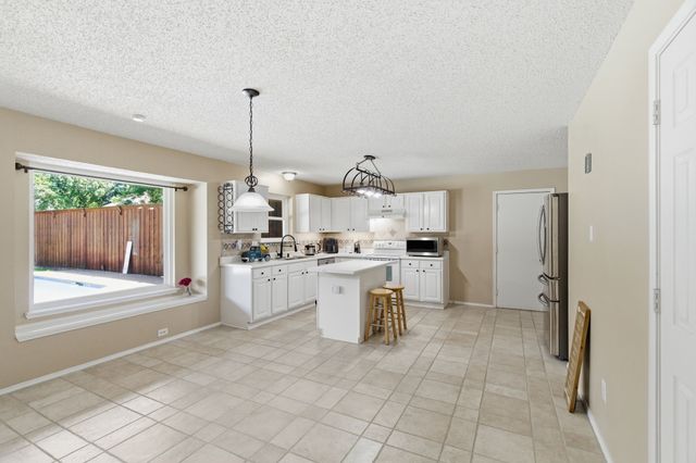 406 Grant Drive, Wylie, TX 75098