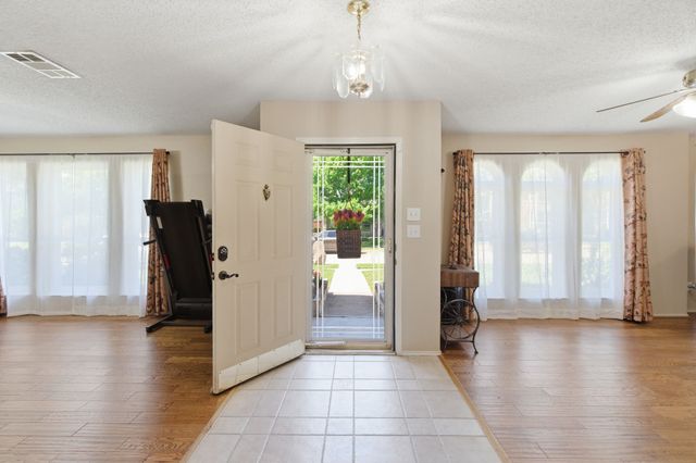 406 Grant Drive, Wylie, TX 75098