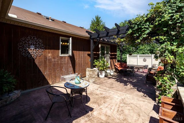 1922 Rebecca Ridge Lane, Morgan Twp, OH 45013