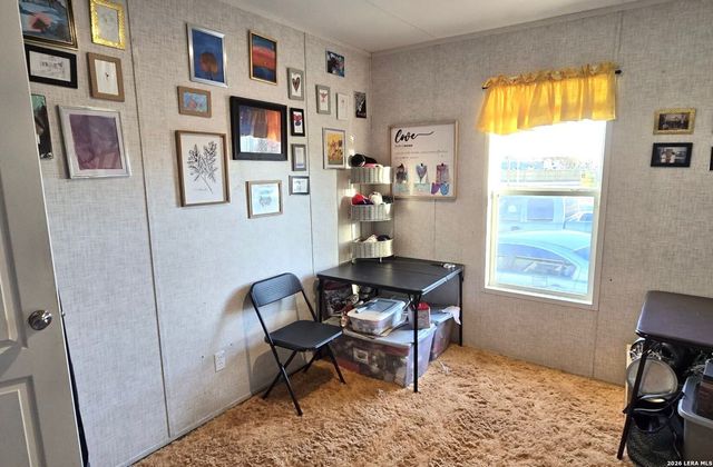 250 County Road 4631, Hondo, TX 78861