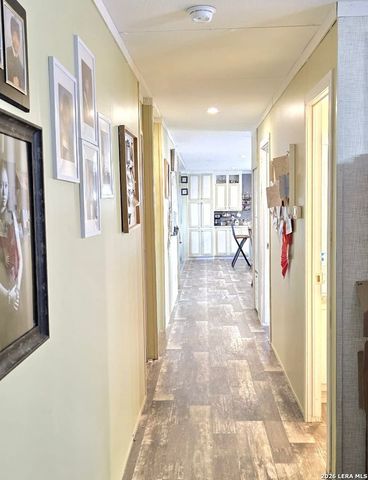 250 County Road 4631, Hondo, TX 78861