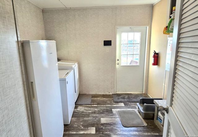 250 County Road 4631, Hondo, TX 78861