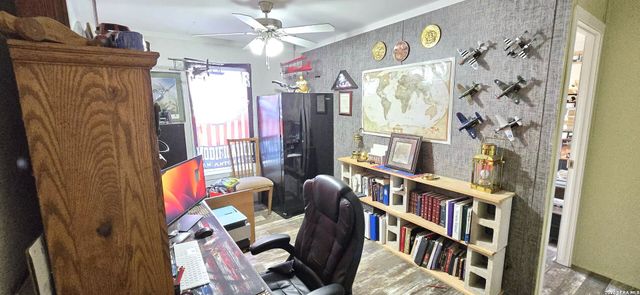 250 County Road 4631, Hondo, TX 78861