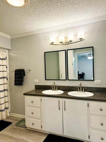 2193 Lake Shore Drive, Manning, SC 29102