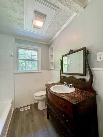 2193 Lake Shore Drive, Manning, SC 29102