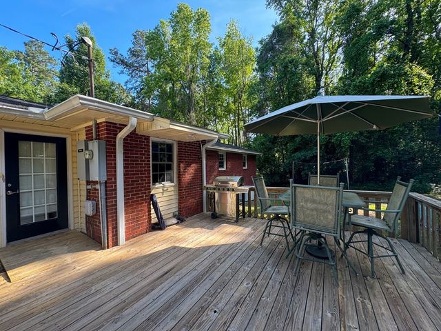 2193 Lake Shore Drive, Manning, SC 29102