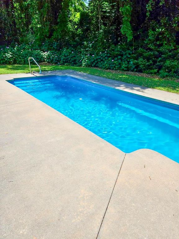 2193 Lake Shore Drive, Manning, SC 29102