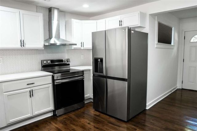2195 Penelope Street, Atlanta, GA 30314