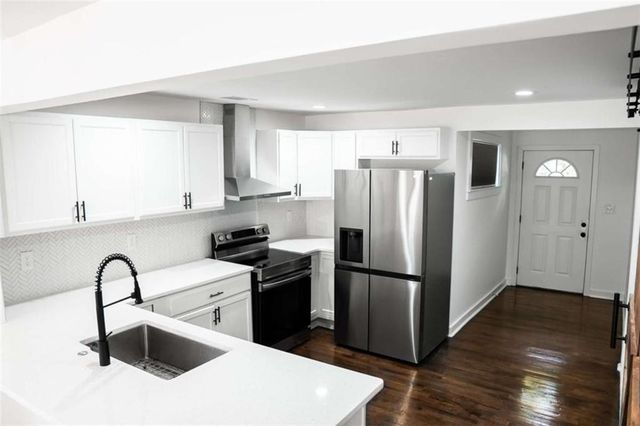 2195 Penelope Street, Atlanta, GA 30314