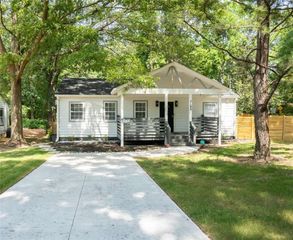 2195 Penelope Street, Atlanta, GA 30314