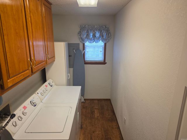 305 Jones Street, Mena, AR 71953