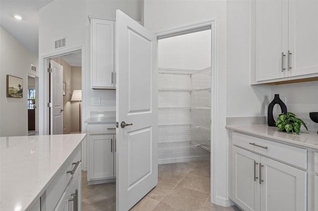18911 SCALLOP LOOP 204, Lakewood Ranch, FL 34211