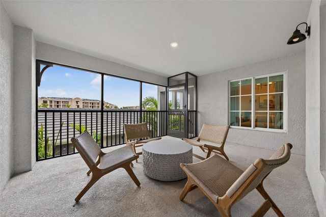 18911 SCALLOP LOOP 204, Lakewood Ranch, FL 34211