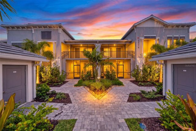 18911 SCALLOP LOOP 204, Lakewood Ranch, FL 34211