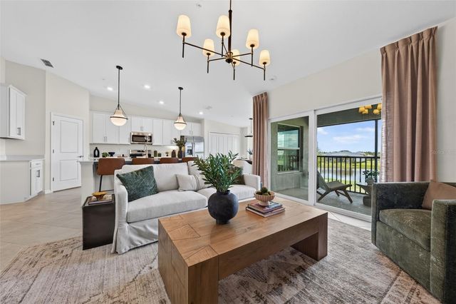 18911 SCALLOP LOOP 204, Lakewood Ranch, FL 34211