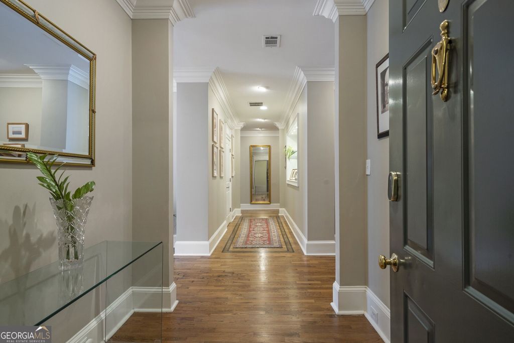 2960 S Pharr Court NW 3, Atlanta, GA 30305 — photo 5