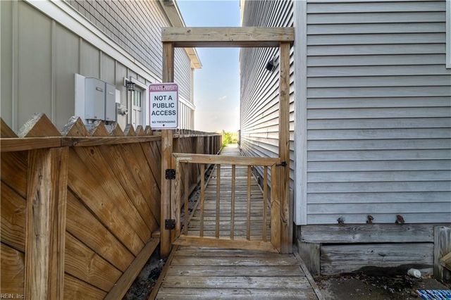 1326 W Ocean View Ave Apt F, Norfolk, VA 23503
