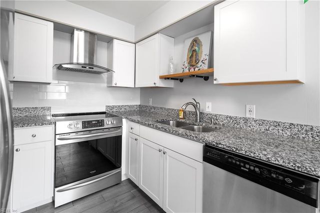 1326 W Ocean View Ave Apt F, Norfolk, VA 23503
