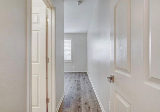 2911 E 5th ST, Austin, TX 78702