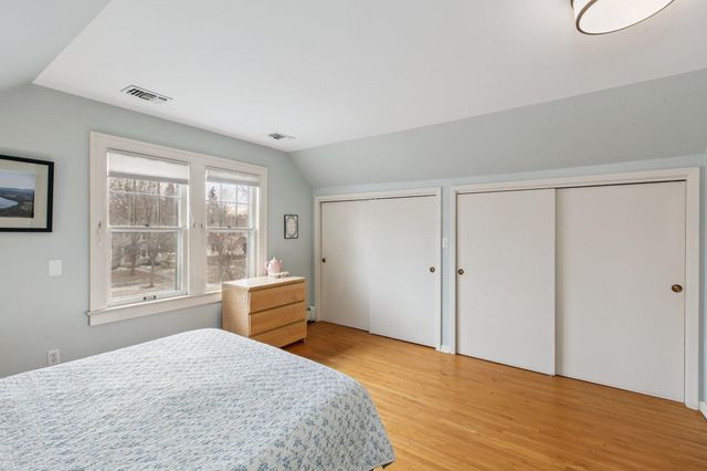 715 4th Street E, Northfield, MN 55057