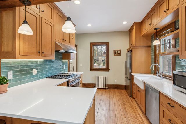 715 4th Street E, Northfield, MN 55057