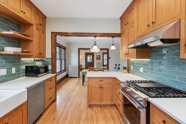 715 4th Street E, Northfield, MN 55057