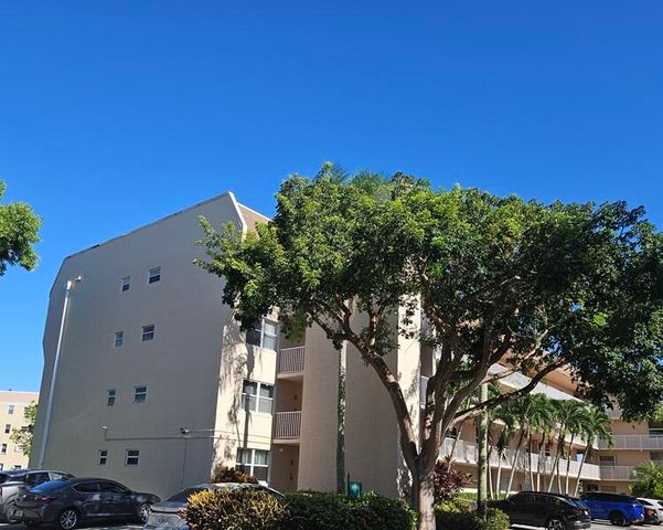 10414 NW 24TH Place 404, Sunrise, FL 33322