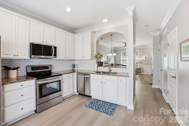 8512 Sunset Hill Road, Waxhaw, NC 28173
