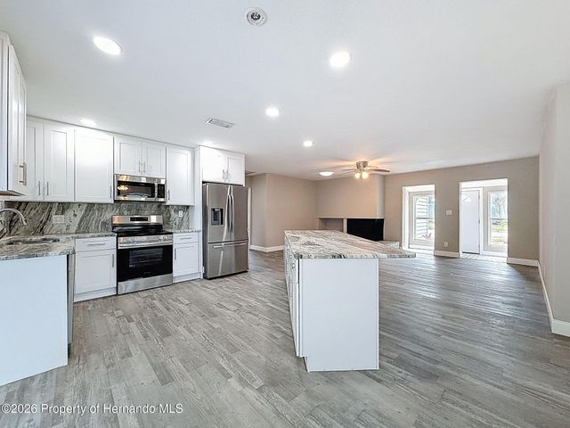 4221 Shore Acres Boulevard, St. Petersburg, FL 33703