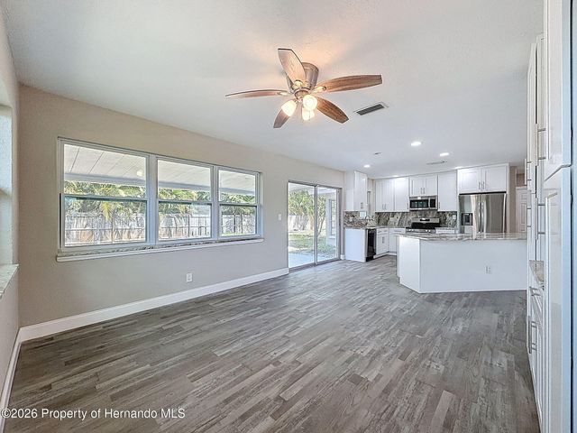 4221 Shore Acres Boulevard, St. Petersburg, FL 33703