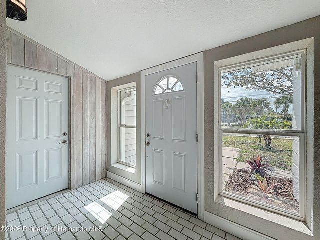 4221 Shore Acres Boulevard, St. Petersburg, FL 33703