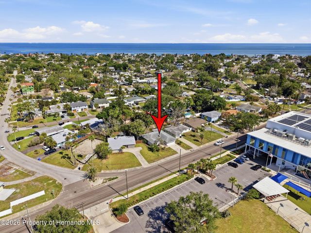 4221 Shore Acres Boulevard, St. Petersburg, FL 33703