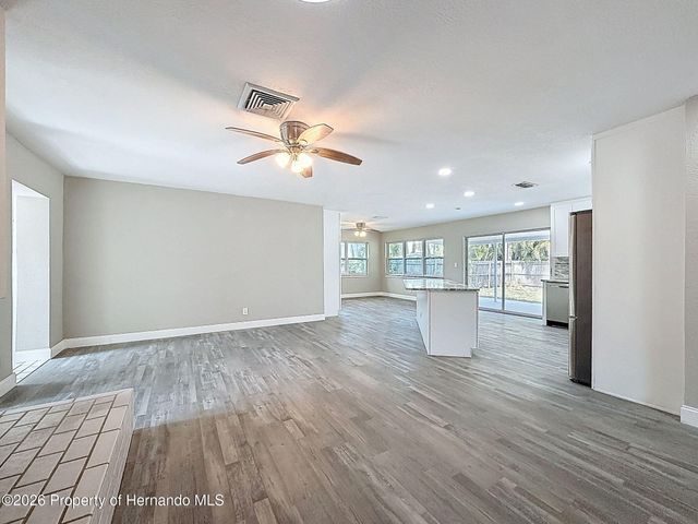 4221 Shore Acres Boulevard, St. Petersburg, FL 33703