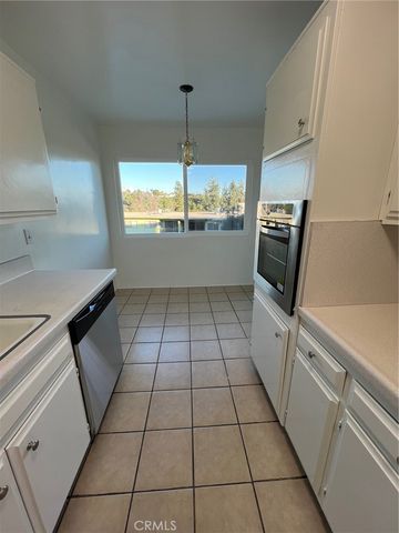 1301 S Atlantic B424, Monterey Park, CA 91754