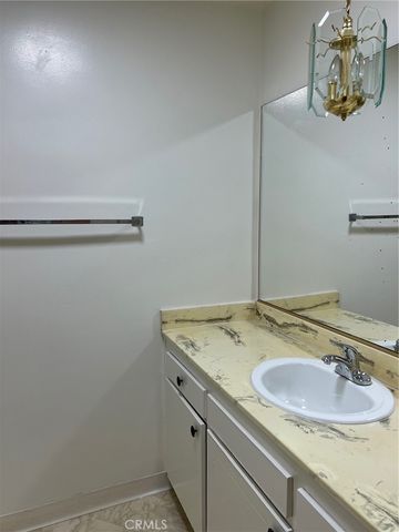 1301 S Atlantic B424, Monterey Park, CA 91754